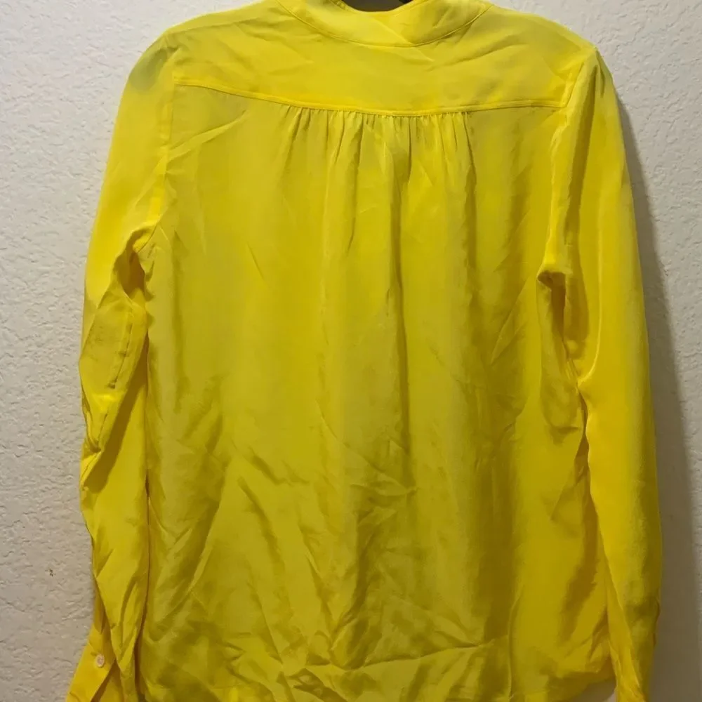 Barneys newyork top yellow 100% silk make in Italy size 38
